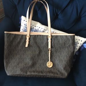 Michael Kors Jet Set Laptop Tote